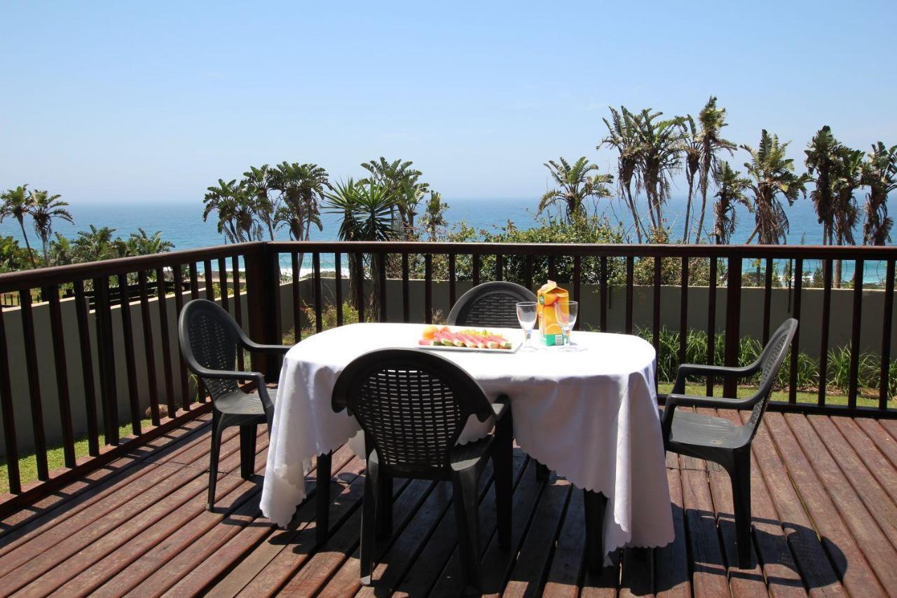Khaya La Manzi Guest Lodge Hibberdene Exterior photo